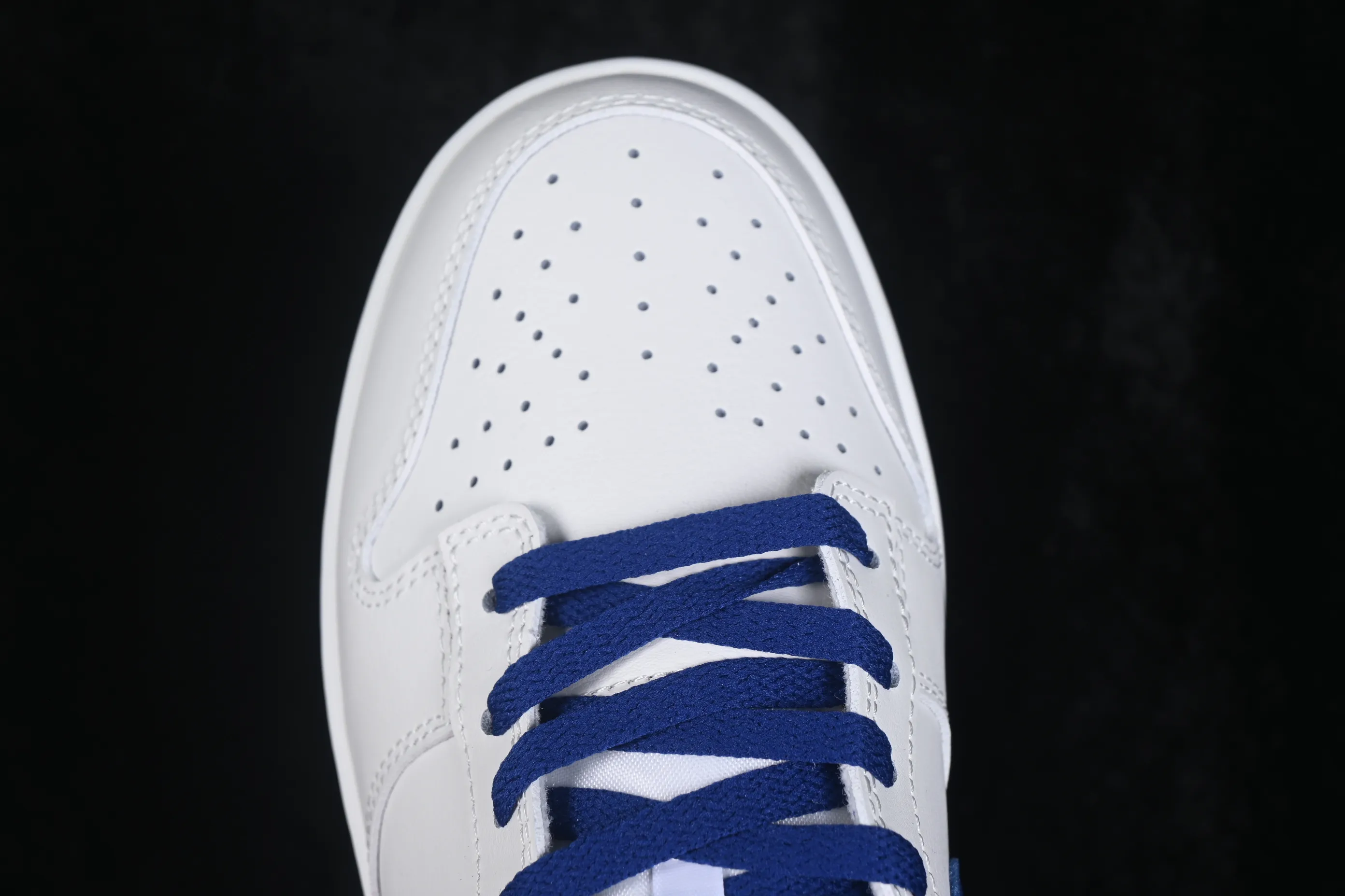 All categories Nk SB Dunk series Nk SB Dunk Low low-top sneakers Nike SB Dunk Low white green low-top casual sneakers HF5441-117